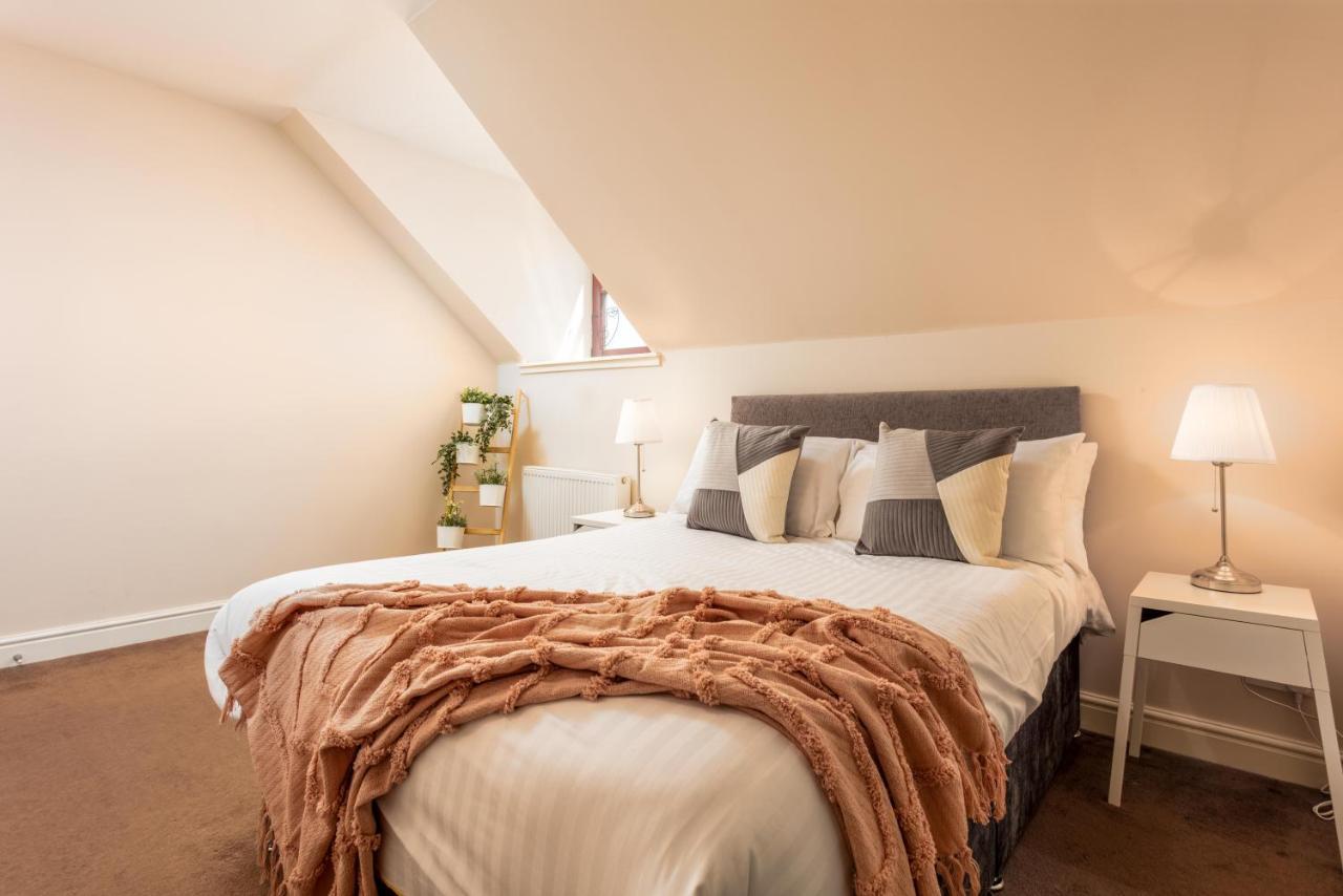 Elliot Suite No9 - Donnini Apartments Ayr Bagian luar foto